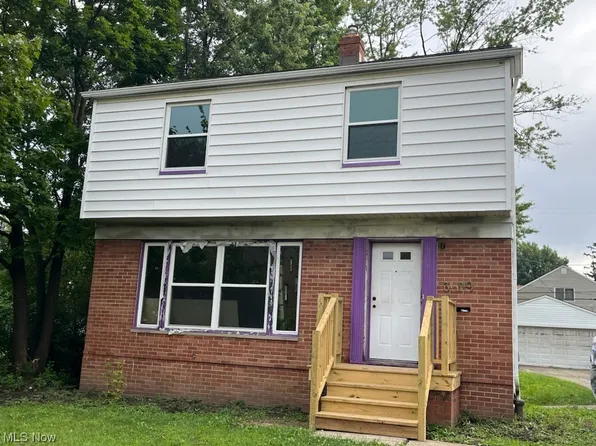 3079 Ashwood Rd, Cleveland, OH 44120