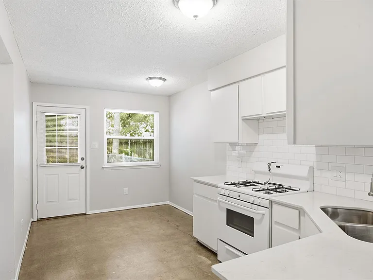 113 Meteor Dr #A — Photo 1