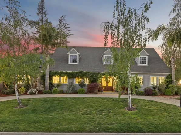 13841 Malcom Ave, Saratoga, CA 95070