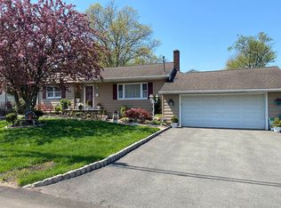 311 Schwartz Pl, Dunellen, NJ 08812