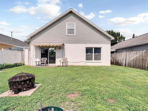 5th image of 304 Windford Ct
