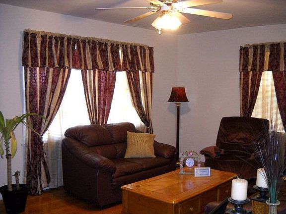 4th image of 2708 Blanche Ln