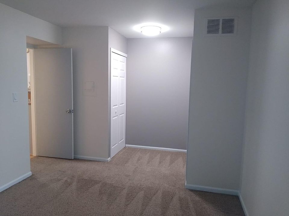 1st image of 27 Dickinson Ave Unit N