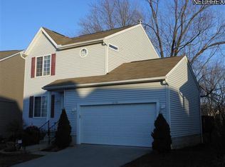 3178 Castleton Ct, Akron, OH 44312