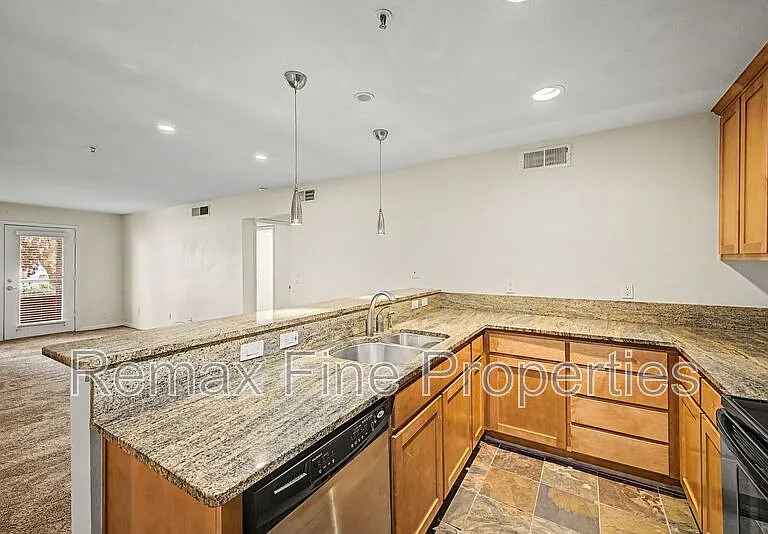 4704 E Paradise Village Pkwy N #203 — Photo 15