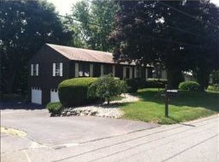 34 Lillibridge Dr, East Greenwich, RI 02818