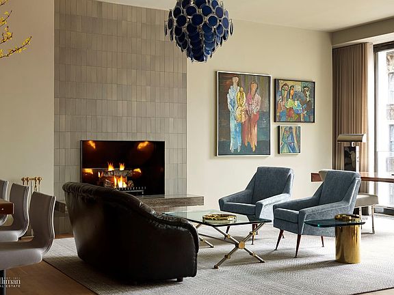 3rd image of 25 Bond St #4W