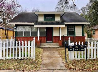 217 11th Ave N, Texas City, TX 77590