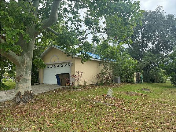 3rd image of 407 Norman Ave