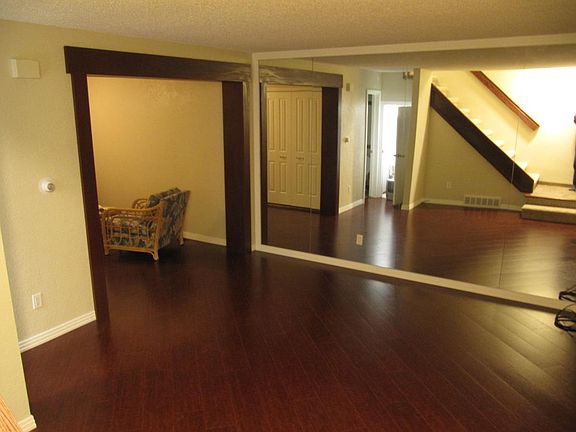 Rich Laminate Flooring