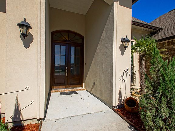 3rd image of 10559 Creek Hollow Ct