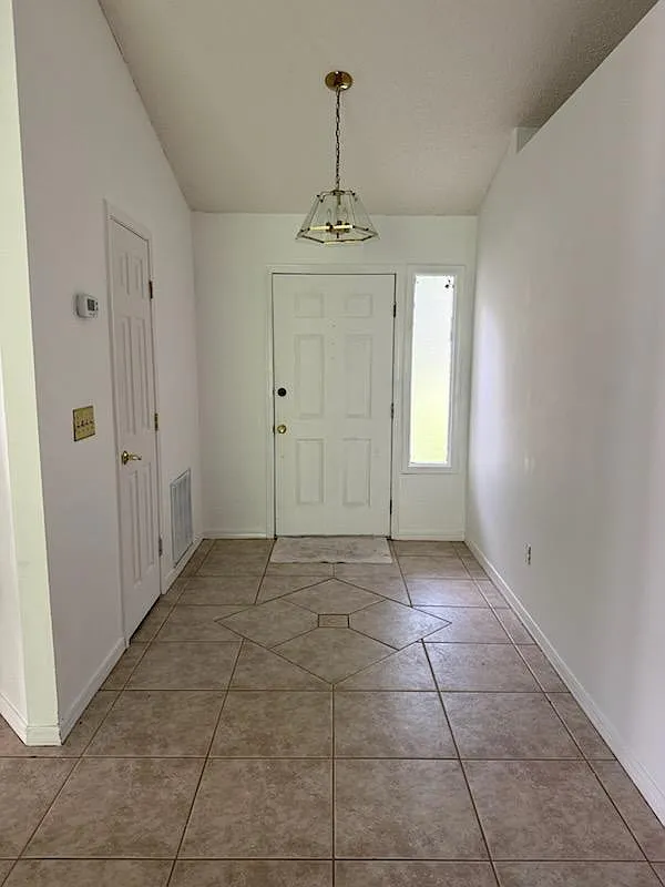 3 bed, 1727 sqft, $2,750 — Photo 3