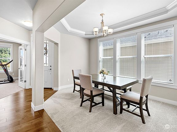 4th image of 12518 175th Street E
