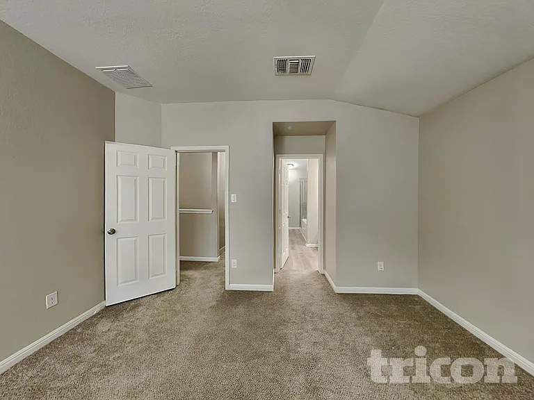 2676 Diamondback Trl — Photo 8