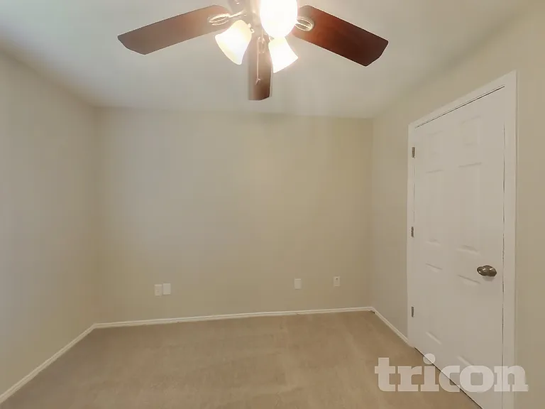 1409 Mallard Dr — Photo 14