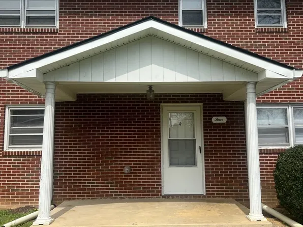 Brookhaven Apartments, 603 Carter Sells Rd #4, Johnson City, TN 37604
