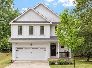 1004 Woodhall Ln, Durham, NC 27712
