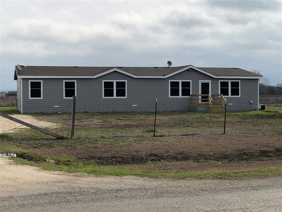 1st image of 3104 Eastern Valley Dr