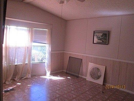 3rd image of 209 Caloosa Lake Cir S