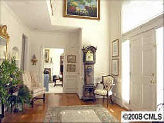 1st image of 220 Liriope Ct