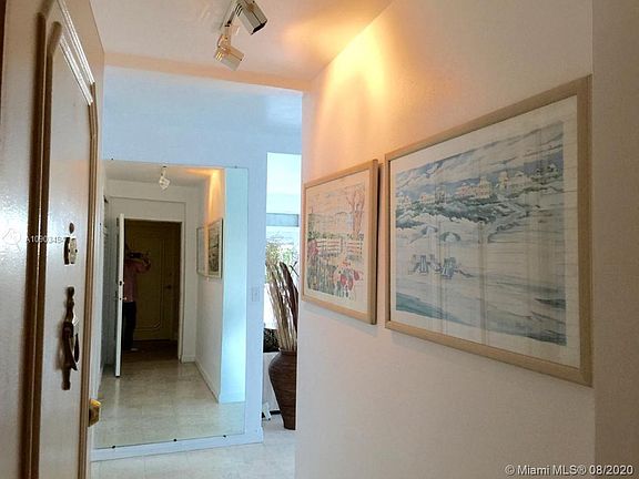 3rd image of 1430 Brickell Bay Dr APT 304