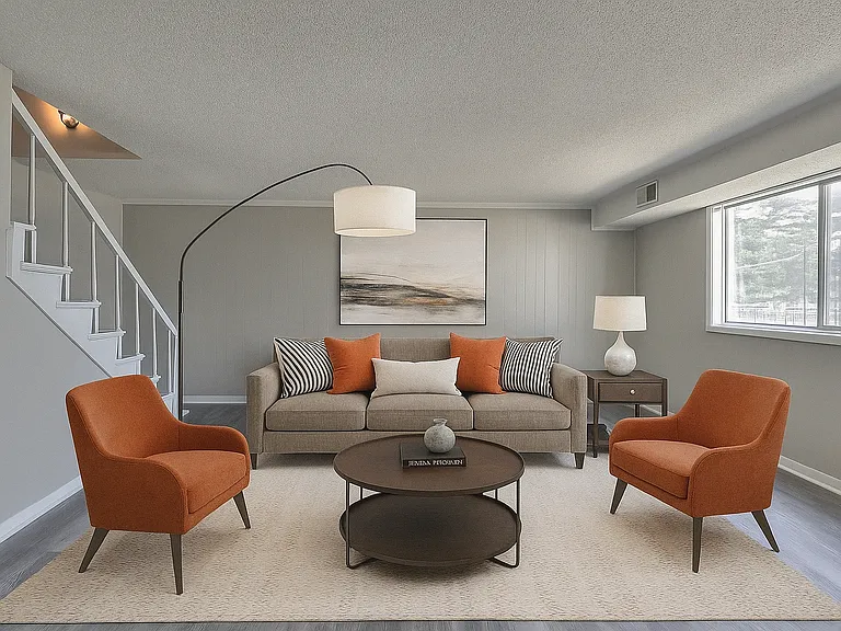 912 Winthorne Dr #2 — Photo 2
