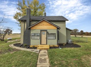 1456 Hazelton Etna Rd SW, Pataskala, OH