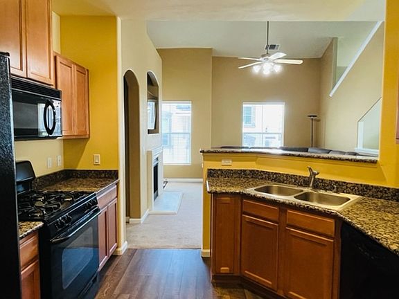 5th image of 5434 Tares Cir