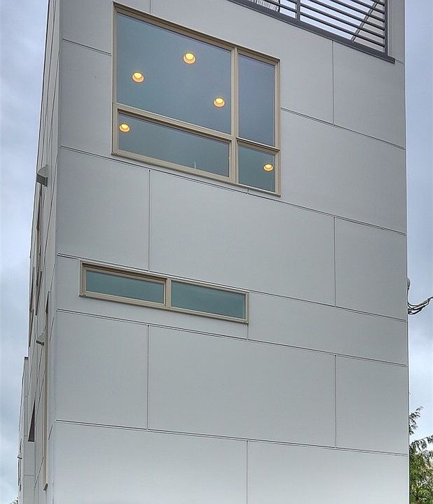 1st image of 3818 A 23rd Avenue W