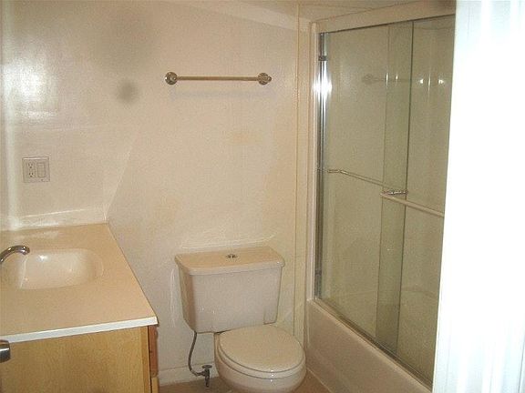 5th image of 22862 Portage Circle Dr