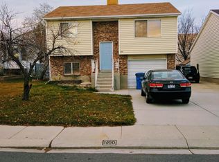 3090 W Linton Dr, West Jordan, UT 84088