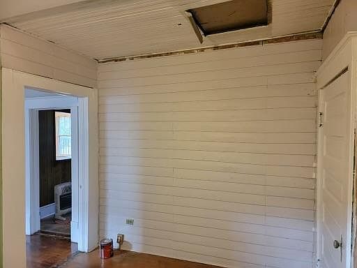 3rd image of 1506 Oakland Ave