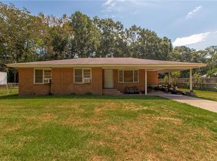 1304 N Cherry St, Hammond, LA 70401