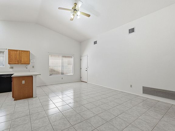 5th image of 8063 S New Abbey Dr