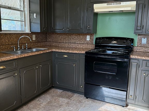 Kitchen with new appliances