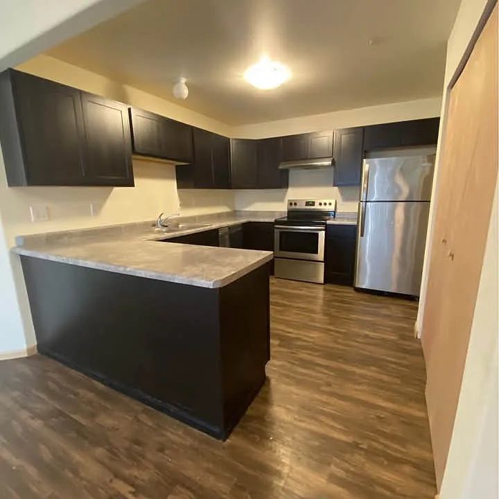 956 Boston Way #5