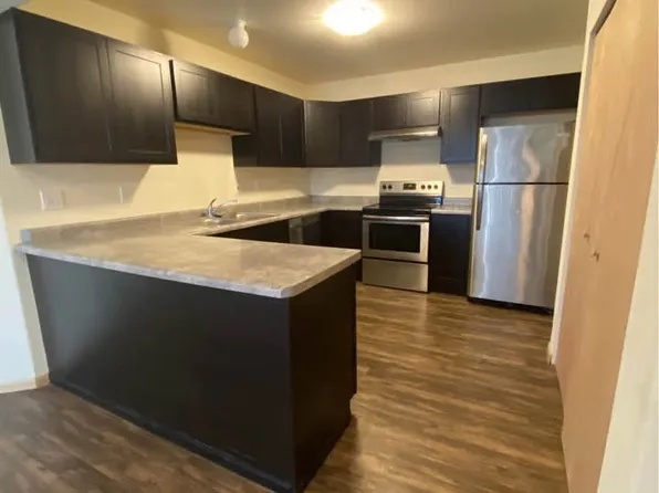 956 Boston Way APT 5, Coralville, IA 52241