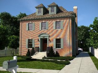 825 N Eagle St, Naperville, IL 60563