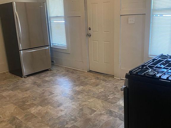 4th image of 3802 Denison Ave