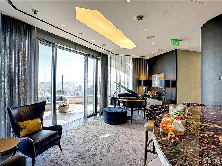 181 Fremont St #58D — Photo 33