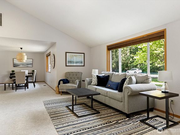 5th image of 2276 Wellman Place