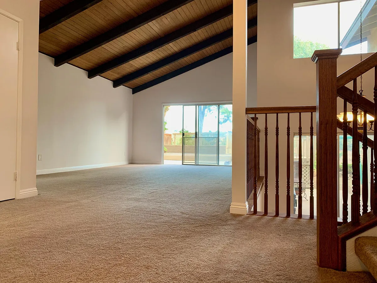 Building Photo - 2575 San Clemente Ter