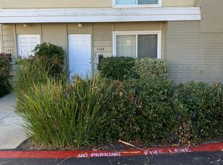 1584 Mitchell Ave, Tustin, CA 92780