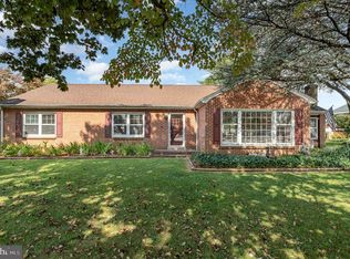 1004 York St, Hanover, PA 17331