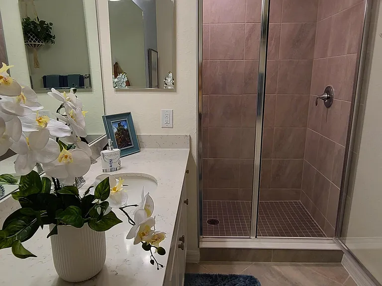 17626 Gawthrop Dr #405 — Photo 16