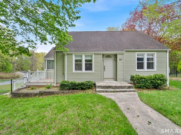 35 Scotch Cap Road, Waterford, CT 06375