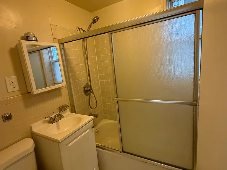 69 W 53rd St #2B — Photo 9