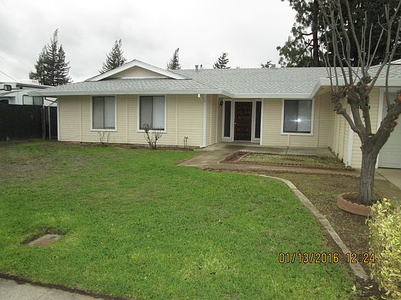 3rd image of 1211 Railroad Ave