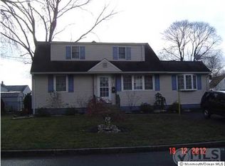 5 Earhart Rd, Old Bridge, NJ 08857