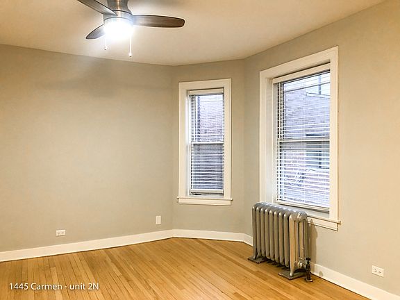 4th image of 1445 W Carmen Ave #3980120